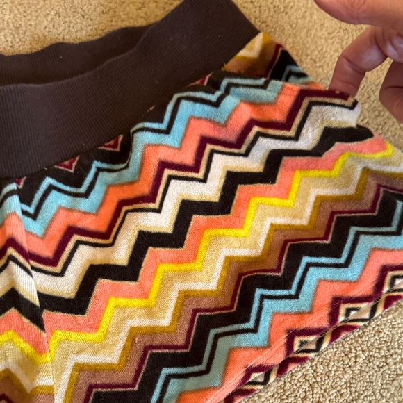 Missoni Multicolor Zigzag Athletic Shorts - Picture 7 of 9